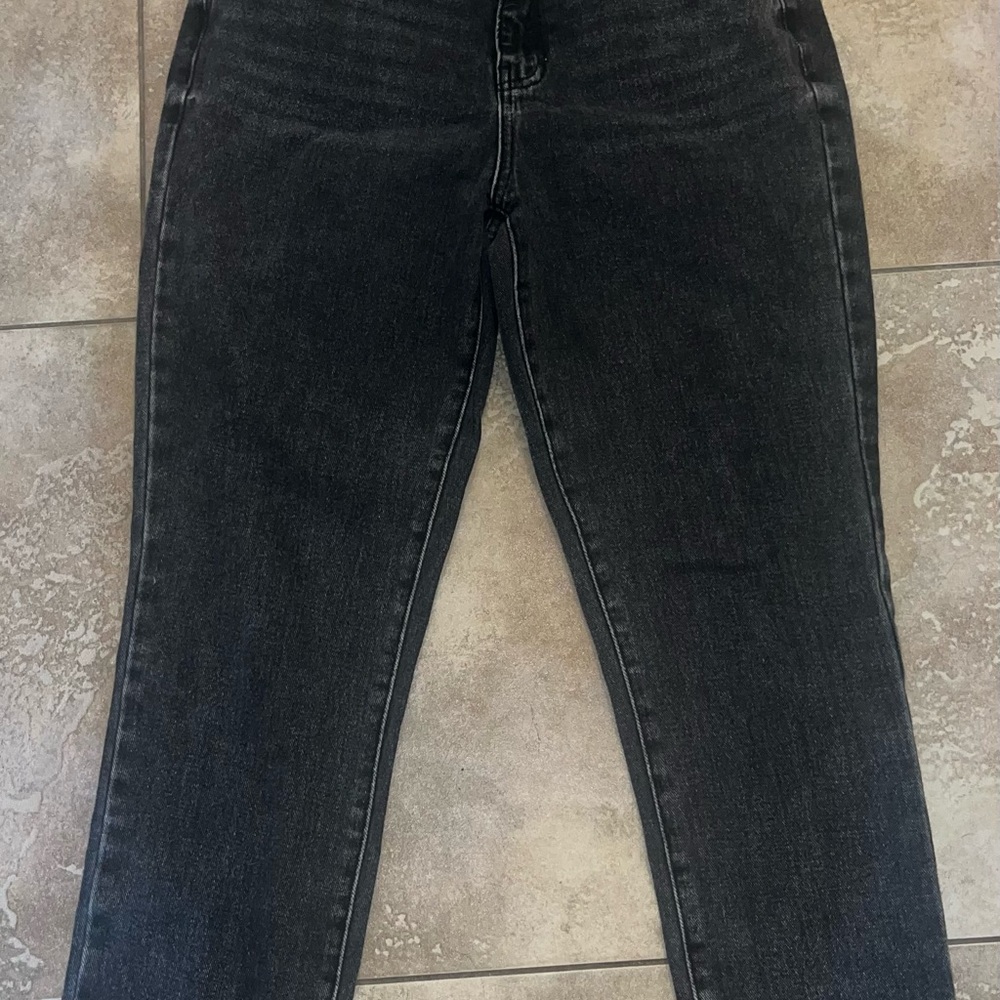 PacSun Women's Black Mom Jean size 28